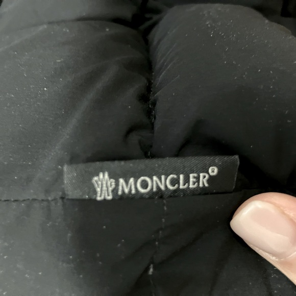 MONCLER PufferJacket - Picture 7 of 13